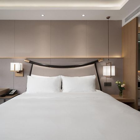 צ'נגדו Minshan Lhasa Grand Hotel מראה חיצוני תמונה