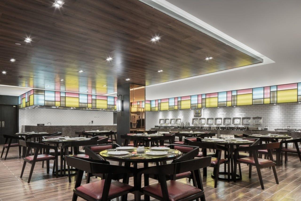 צ'נגדו Minshan Lhasa Grand Hotel מראה חיצוני תמונה