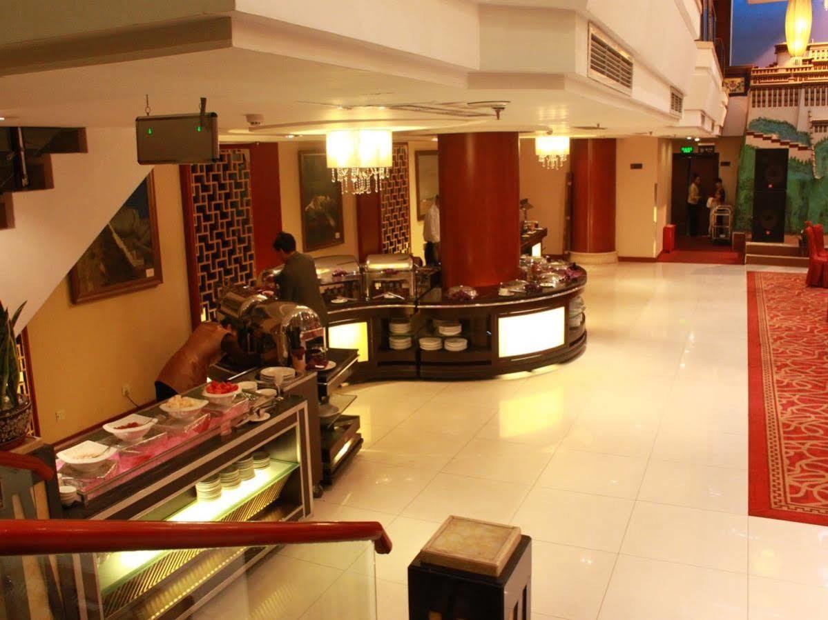 צ'נגדו Minshan Lhasa Grand Hotel מראה חיצוני תמונה